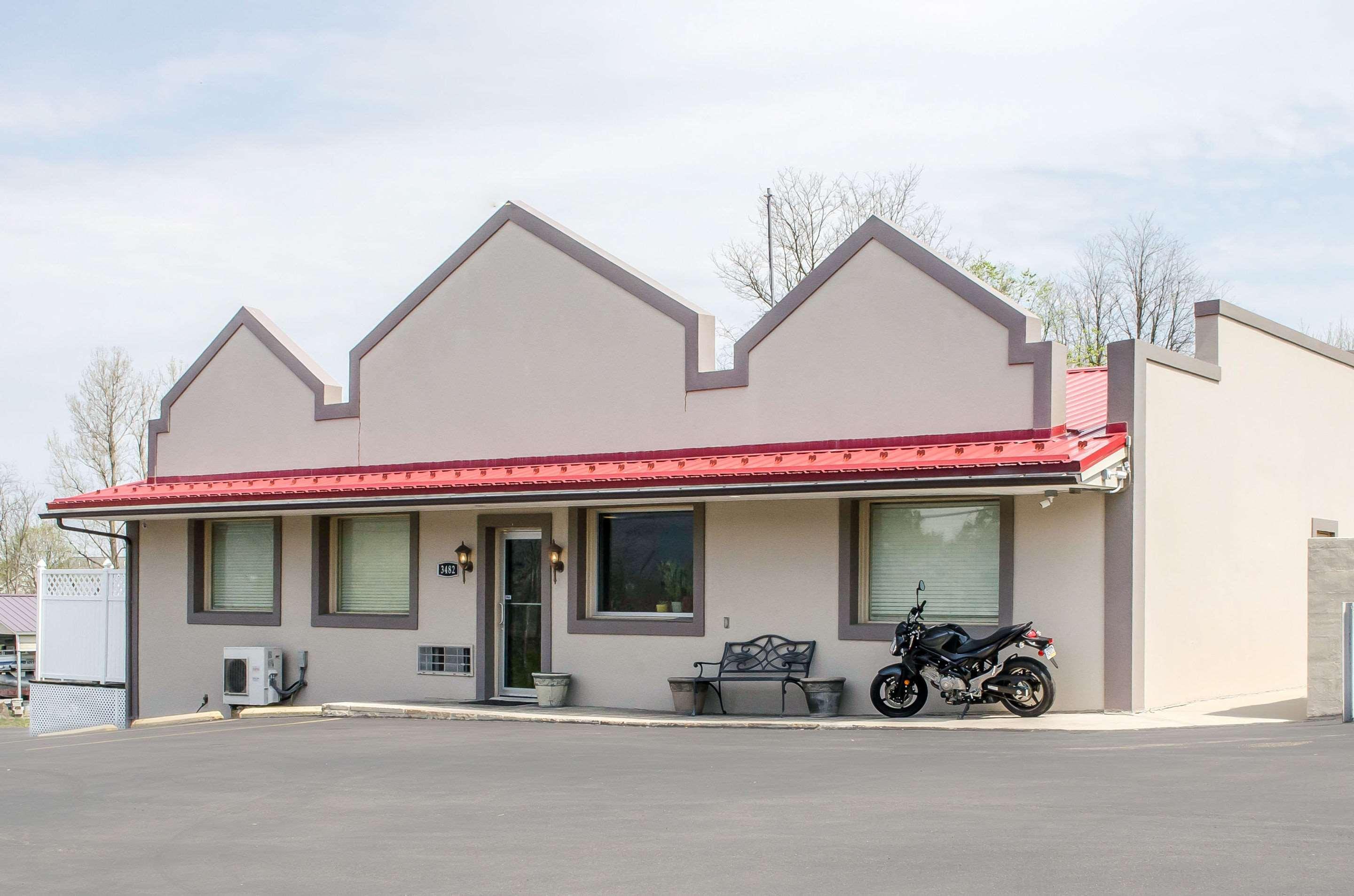 Econo Lodge Bellefonte I-99 Exterior photo